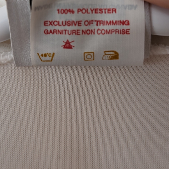 Kelly, Vintage, House white velvet coat, textured cuffs and collar, size Large. - Picture 11 of 16